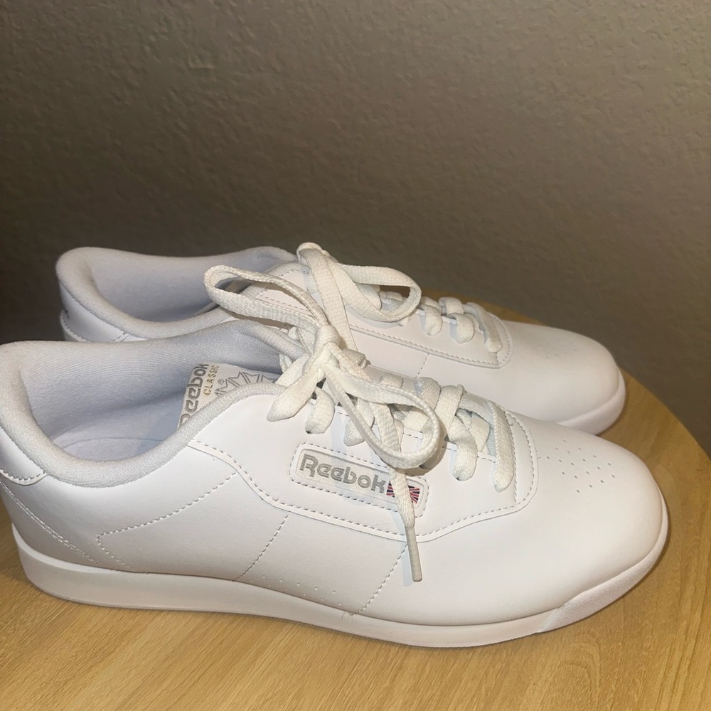 Reebok Classic Princess Womens Walking Shoes